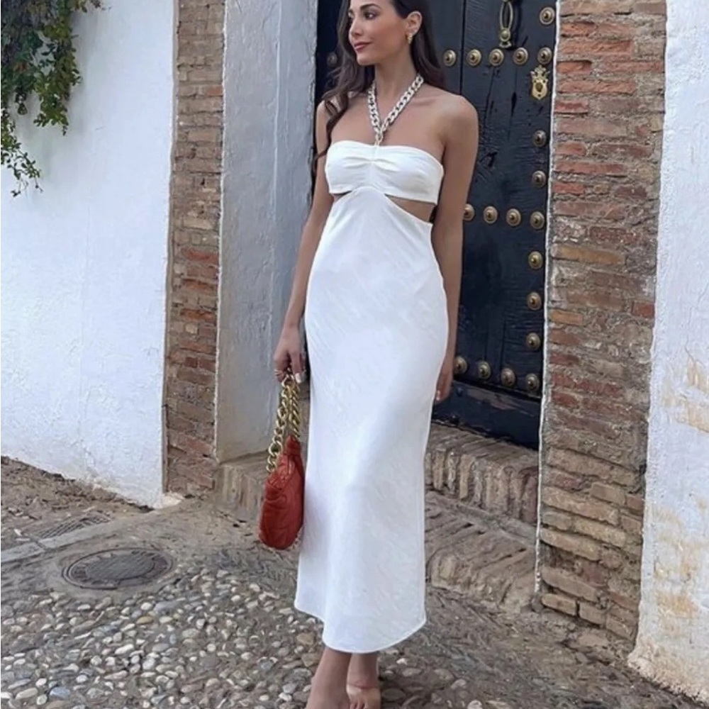 ZARA NEW CUT-OUT DRESS WITH CHAIN DETAIL - Picture 9 of 10
